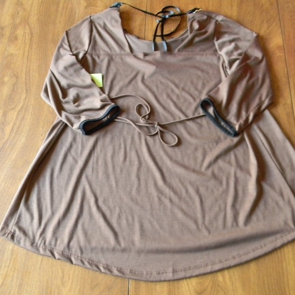 My Lil Bump Maternity Small Brown Gold Shirt NWT - Picture 2 of 2